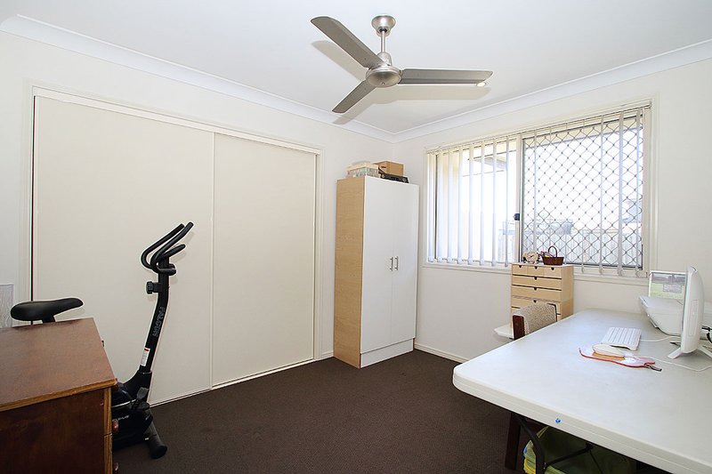 Photo - 2/37 Ronayne Circle, One Mile QLD 4305 - Image 7