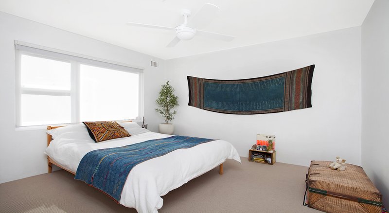 Photo - 2/37 Surfview Road, Mona Vale NSW 2103 - Image 5