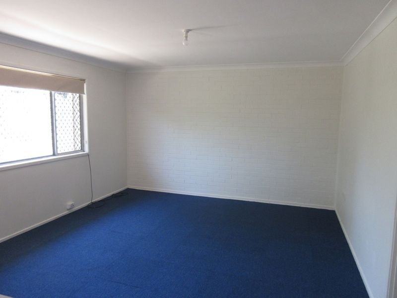 Photo - 2/37 White Street, Southport QLD 4215 - Image 2