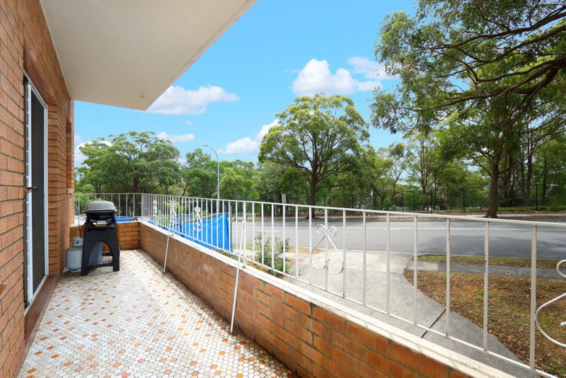 Photo - 2/37 Wonoona Parade East , Oatley NSW 2223 - Image 2