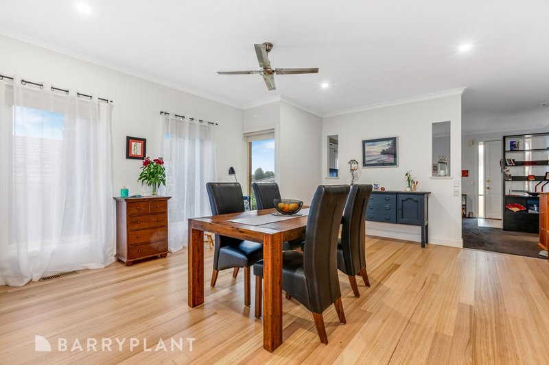 Photo - 2/37A George Street, Kilmore VIC 3764 - Image 5