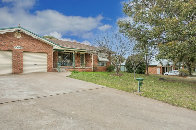 Photo - 2/38 Acacia Circuit, Cowra NSW 2794 - Image 1