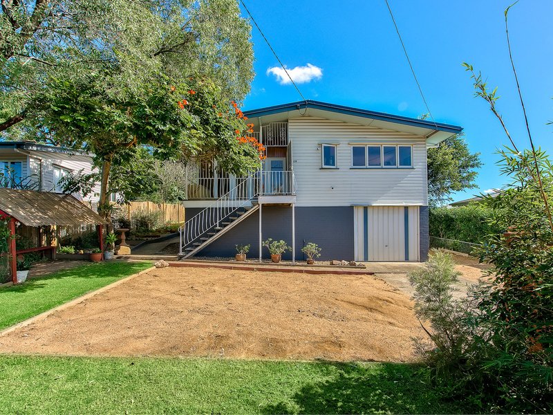 Photo - 238 Appleby Road, Stafford Heights QLD 4053 - Image 2