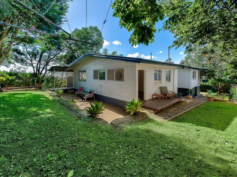 Photo - 238 Appleby Road, Stafford Heights QLD 4053 - Image 19