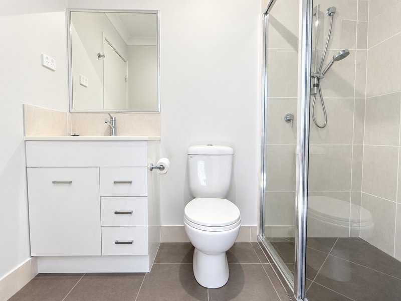 Photo - 2/38 Awoonga Crescent, Morayfield QLD 4506 - Image 4