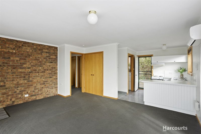 Photo - 2/38 Benwerrin Crescent, Norwood TAS 7250 - Image 7