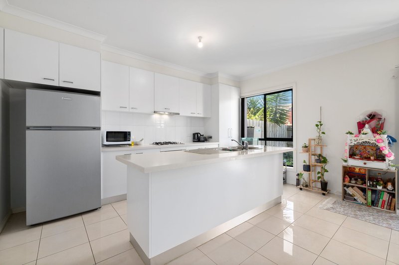 Photo - 2/38 Coulstock Street, Epping VIC 3076 - Image 2
