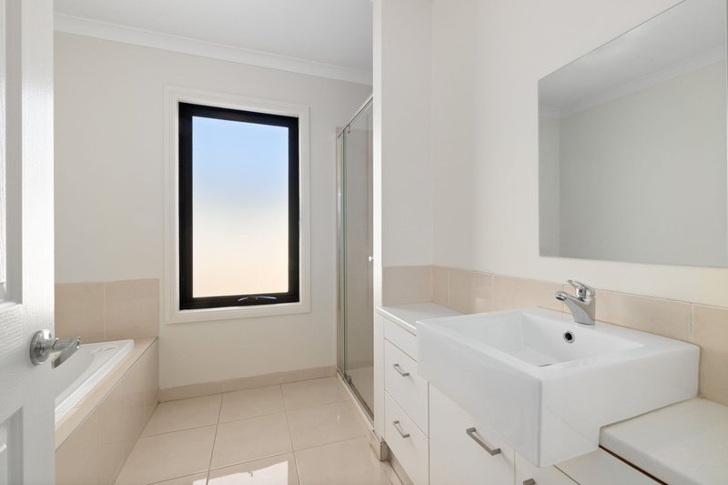 Photo - 2/38 Coulstock Street, Epping VIC 3076 - Image 7