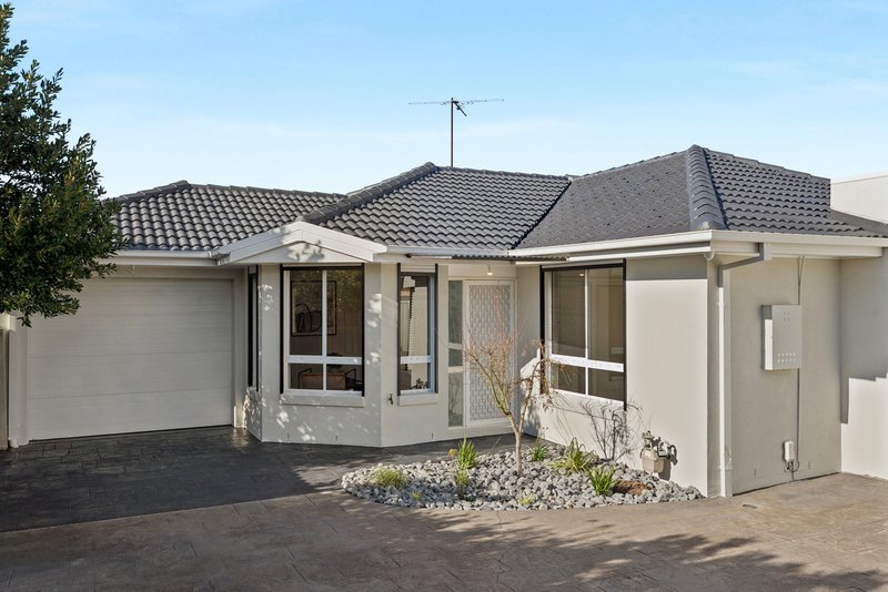 Photo - 2/38 Driscolls Road, Kealba VIC 3021 - Image 1