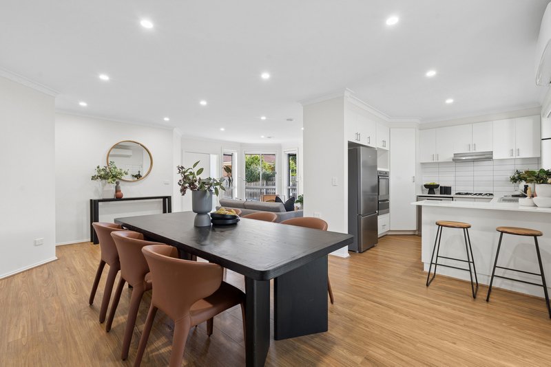 Photo - 2/38 Driscolls Road, Kealba VIC 3021 - Image 3