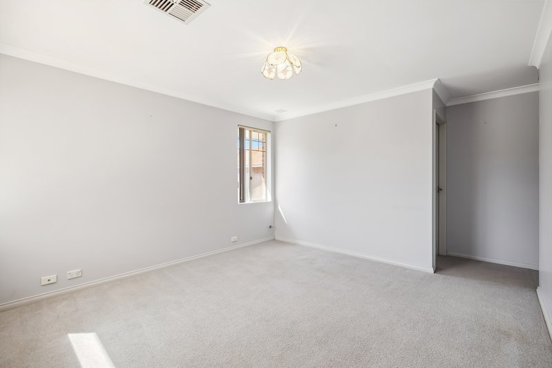 Photo - 2/38 Golf View Street, Yokine WA 6060 - Image 4