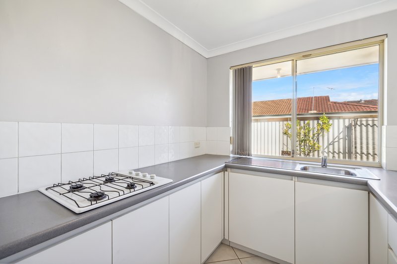 Photo - 2/38 Golf View Street, Yokine WA 6060 - Image 9