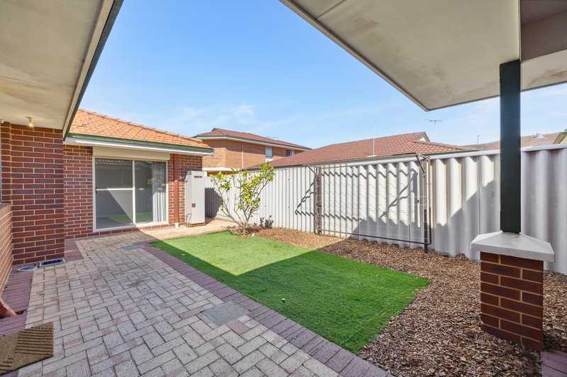 Photo - 2/38 Golf View Street, Yokine WA 6060 - Image 10