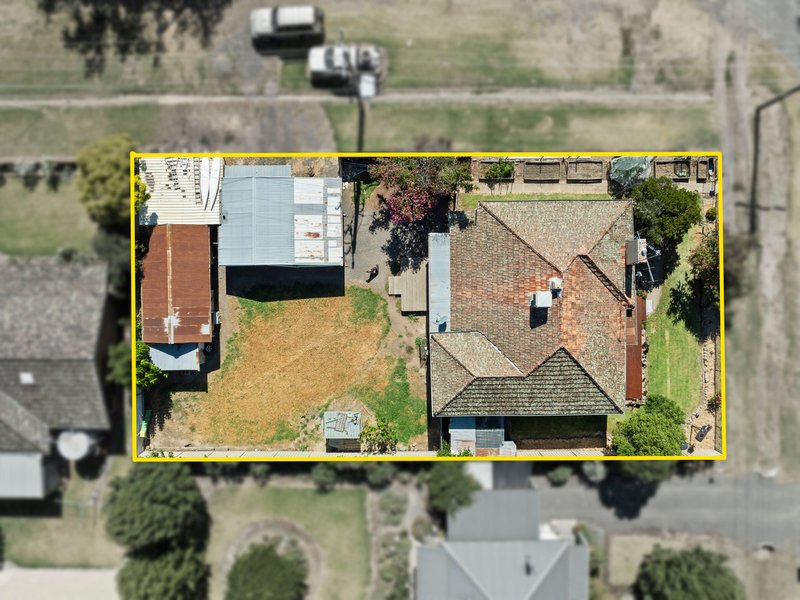 Photo - 238 High Street, Violet Town VIC 3669 - Image 3