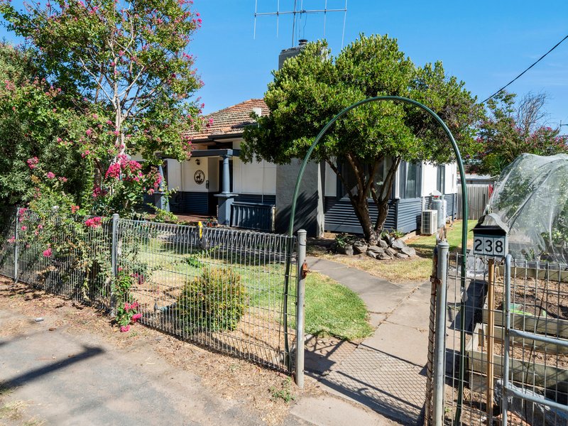 Photo - 238 High Street, Violet Town VIC 3669 - Image 4