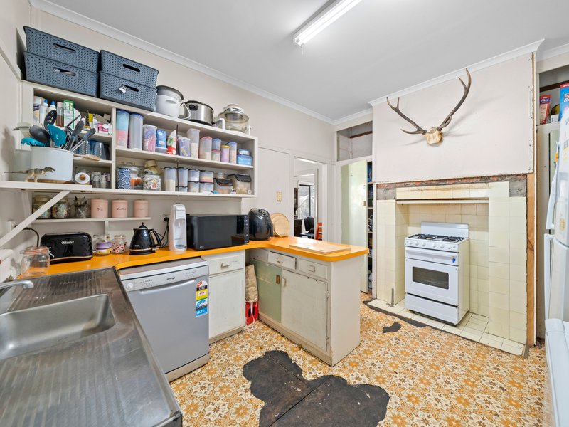 Photo - 238 High Street, Violet Town VIC 3669 - Image 6