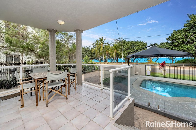 Photo - 2/38 Marine Parade, Arcadia QLD 4819 - Image 14