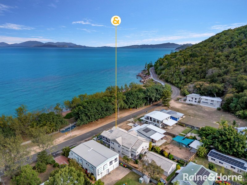 Photo - 2/38 Marine Parade, Arcadia QLD 4819 - Image 18