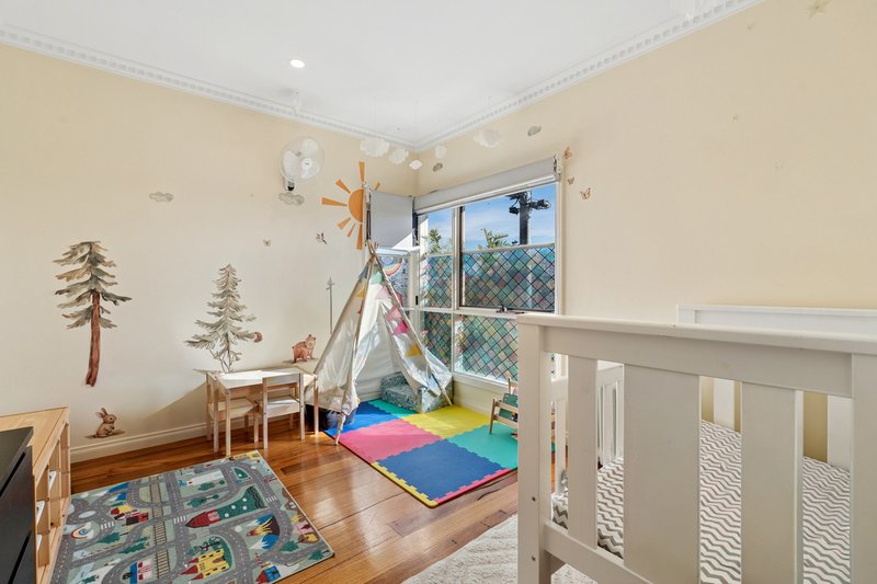 Photo - 2/38 Mendip Road, Reservoir VIC 3073 - Image 8