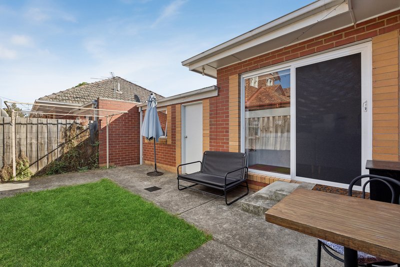 Photo - 2/38 Mendip Road, Reservoir VIC 3073 - Image 10