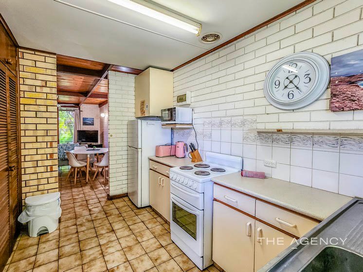 Photo - 2/38 Mortimer Street, Kalbarri WA 6536 - Image 2