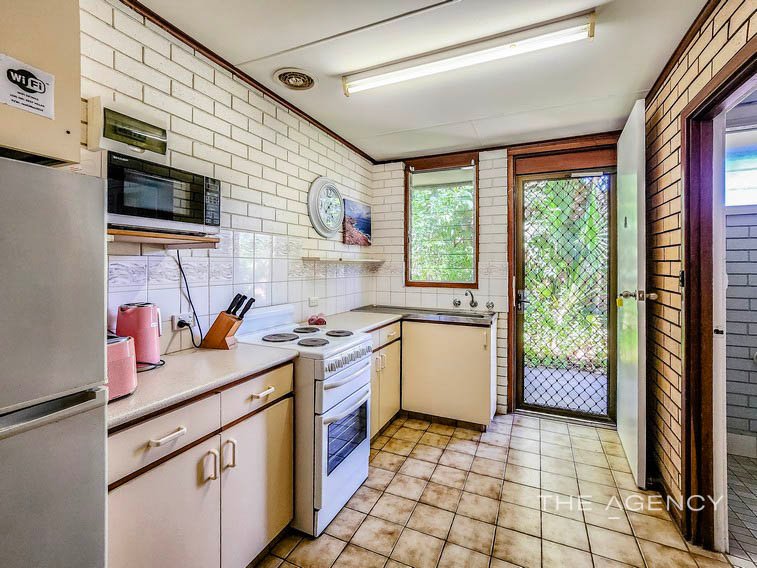 Photo - 2/38 Mortimer Street, Kalbarri WA 6536 - Image 6