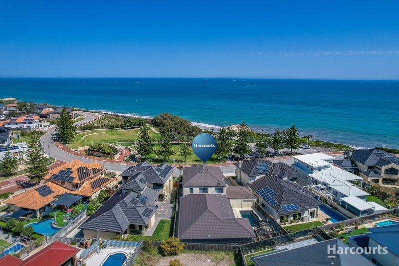 Photo - 238 Ocean Drive, Quinns Rocks WA 6030 - Image 3