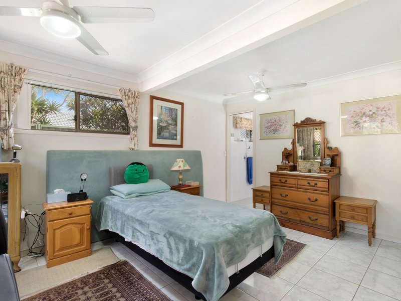 Photo - 238 Oxley Drive, Coombabah QLD 4216 - Image 10