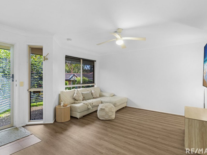 Photo - 2/38 Sandalwood Terrace, Nerang QLD 4211 - Image 5