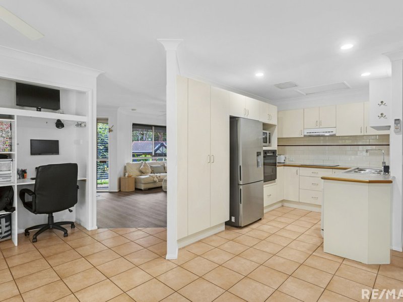 Photo - 2/38 Sandalwood Terrace, Nerang QLD 4211 - Image 7