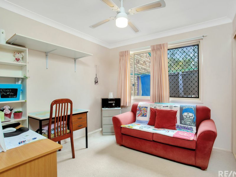 Photo - 2/38 Sandalwood Terrace, Nerang QLD 4211 - Image 10