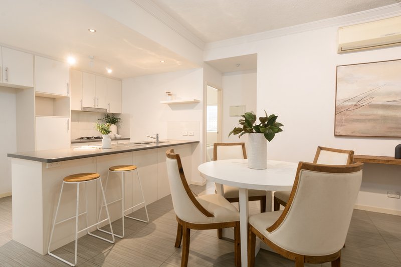 Photo - 2/38 Toombul Terrace, Nundah QLD 4012 - Image 4