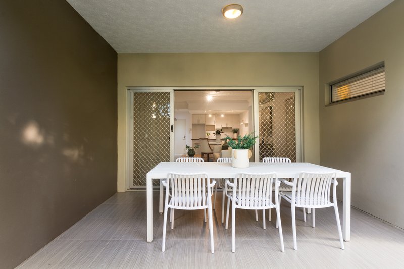 Photo - 2/38 Toombul Terrace, Nundah QLD 4012 - Image 13