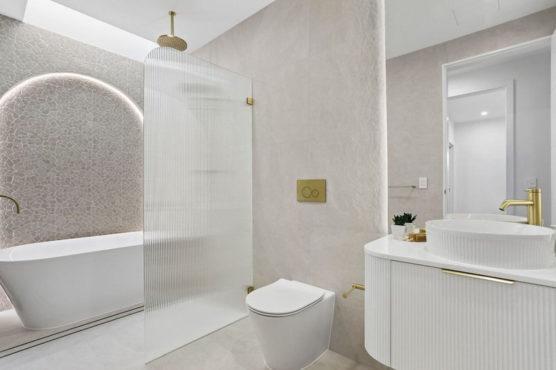 Photo - 238 Woniora Road, Blakehurst NSW 2221 - Image 4