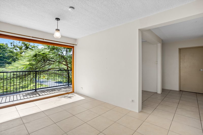 Photo - 2/38 Wool Street, Toowong QLD 4066 - Image 2