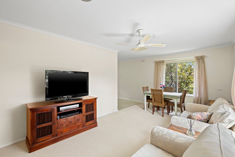 Photo - 2/380 Maroondah Highway, Ringwood VIC 3134 - Image 2