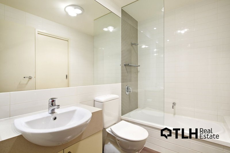 Photo - 2/386 Dandenong Road, Caulfield North VIC 3161 - Image 5