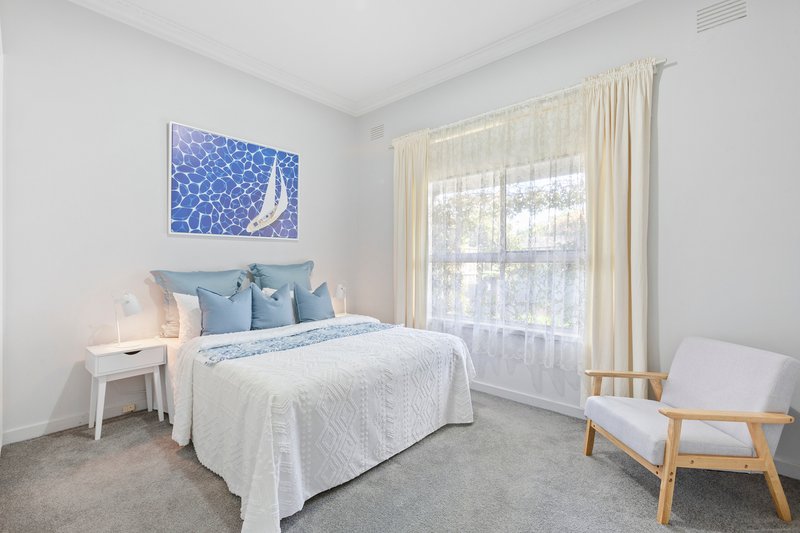 Photo - 2/387-389 Nepean Highway, Mordialloc VIC 3195 - Image 7