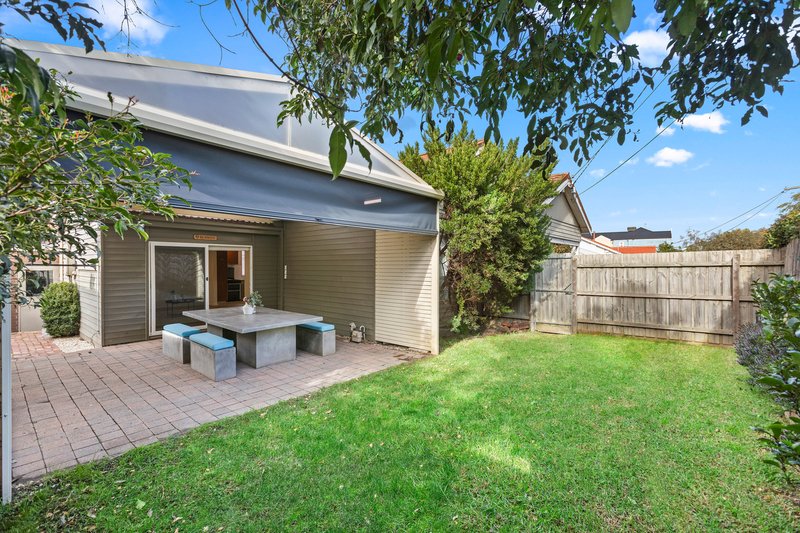 Photo - 2/387-389 Nepean Highway, Mordialloc VIC 3195 - Image 12