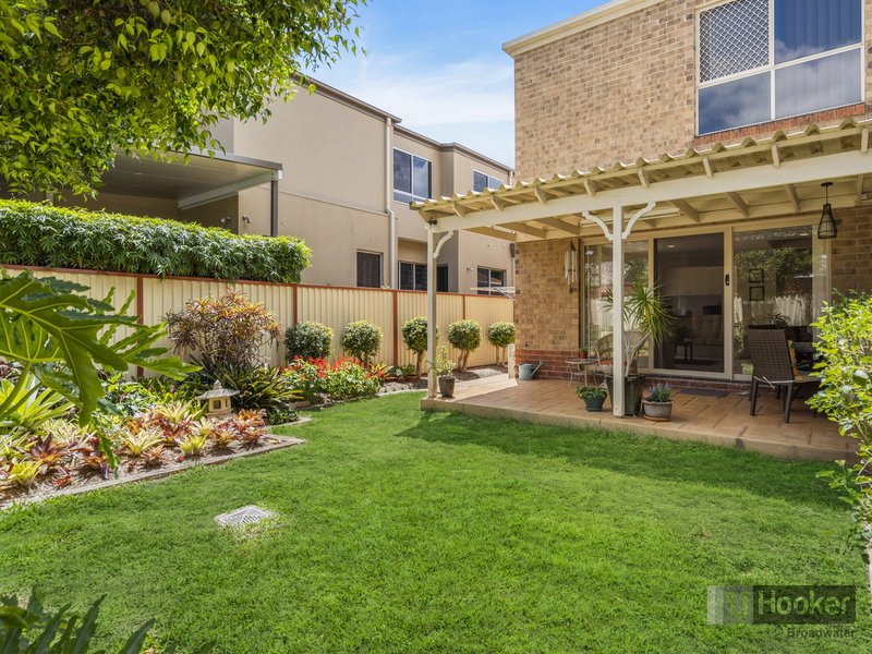 2/38A Middle Street, Labrador QLD 4215