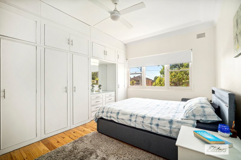 Photo - 2/39 Banksia Road, Caringbah NSW 2229 - Image 5