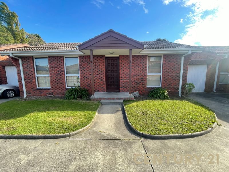 Photo - 2/39 Bruce Street, Dandenong VIC 3175 - Image 1