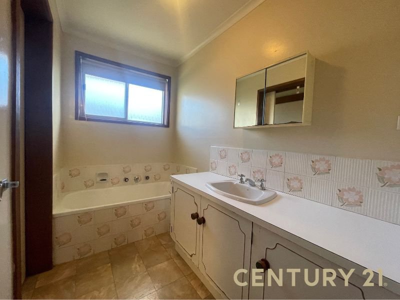 Photo - 2/39 Bruce Street, Dandenong VIC 3175 - Image 7