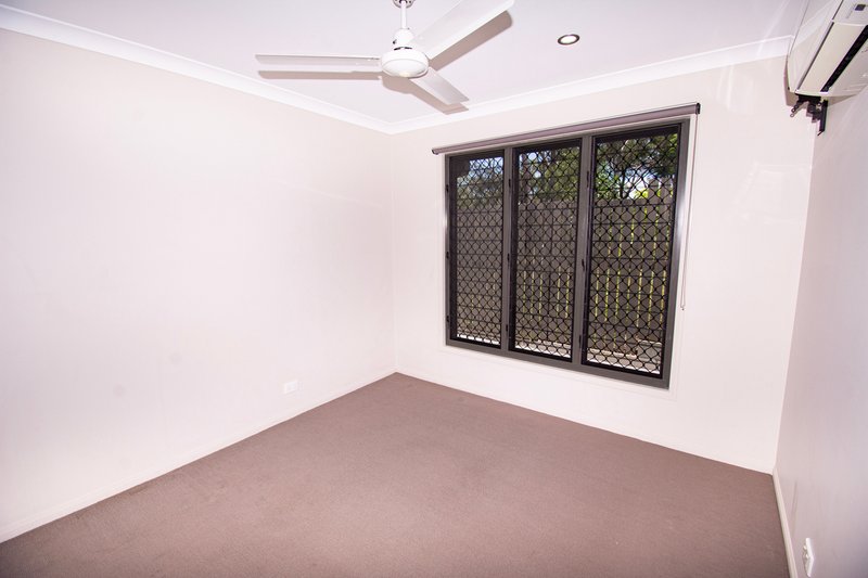 Photo - 2/39 Cairncross Street, Sun Valley QLD 4680 - Image 9