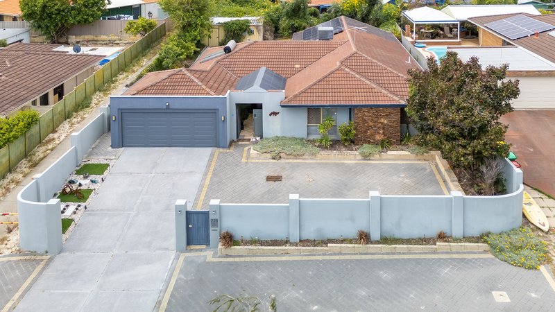 239 Dampier Avenue, Kallaroo WA 6025