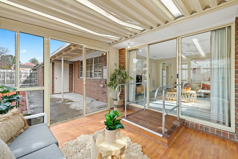 Photo - 2/39 Exeter Road, Croydon North VIC 3136 - Image 11