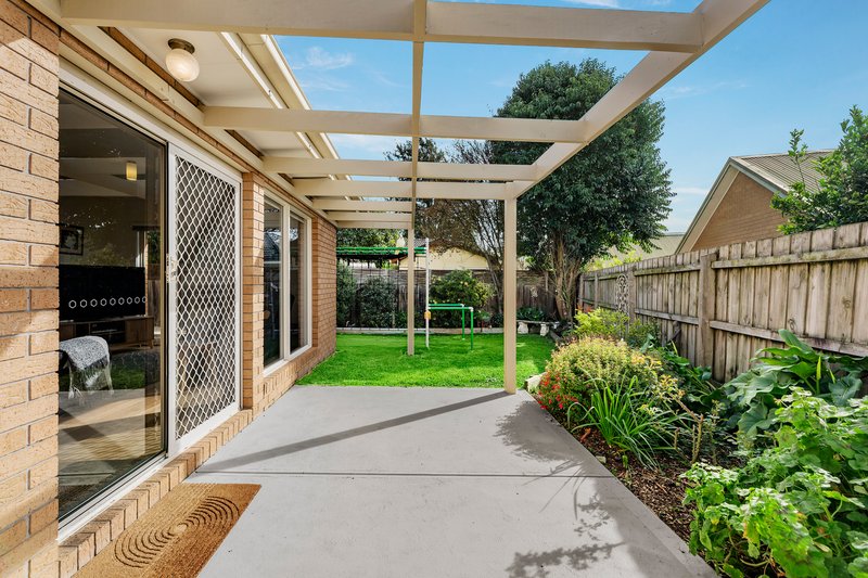 Photo - 2/39 Farnham Road, Bayswater VIC 3153 - Image 12