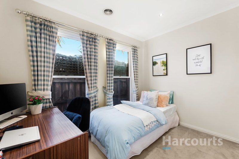 Photo - 2/39 Harmsworth Avenue, Wantirna VIC 3152 - Image 9