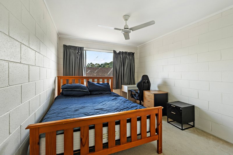 Photo - 2/39 Harvey Street, Strathpine QLD 4500 - Image 9