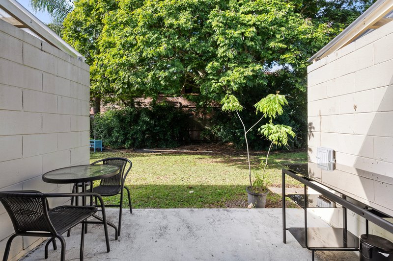 Photo - 2/39 Harvey Street, Strathpine QLD 4500 - Image 11